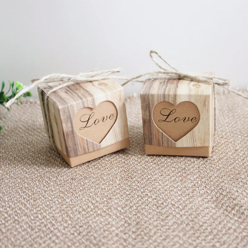 

Wedding Decorations 10pcs Vintage Heart Kraft Candy Box Wedding Gifts for Guests Party Bags Favors Packaging Bags with Handles