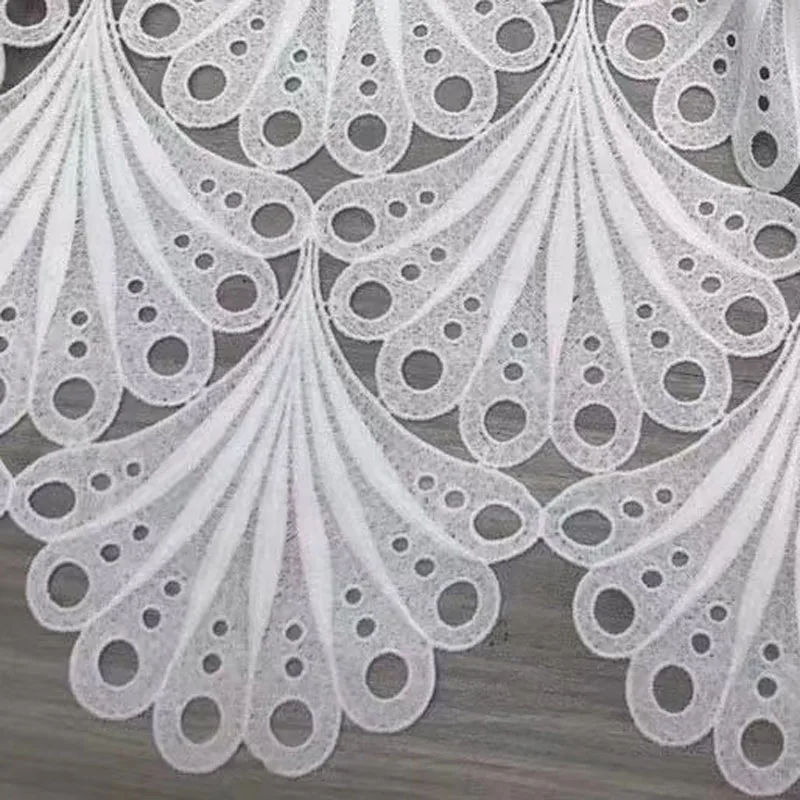 White guipure lace NO.1 tissue good quality laces Fashion week best original guipure fabric for sewing designer fabric