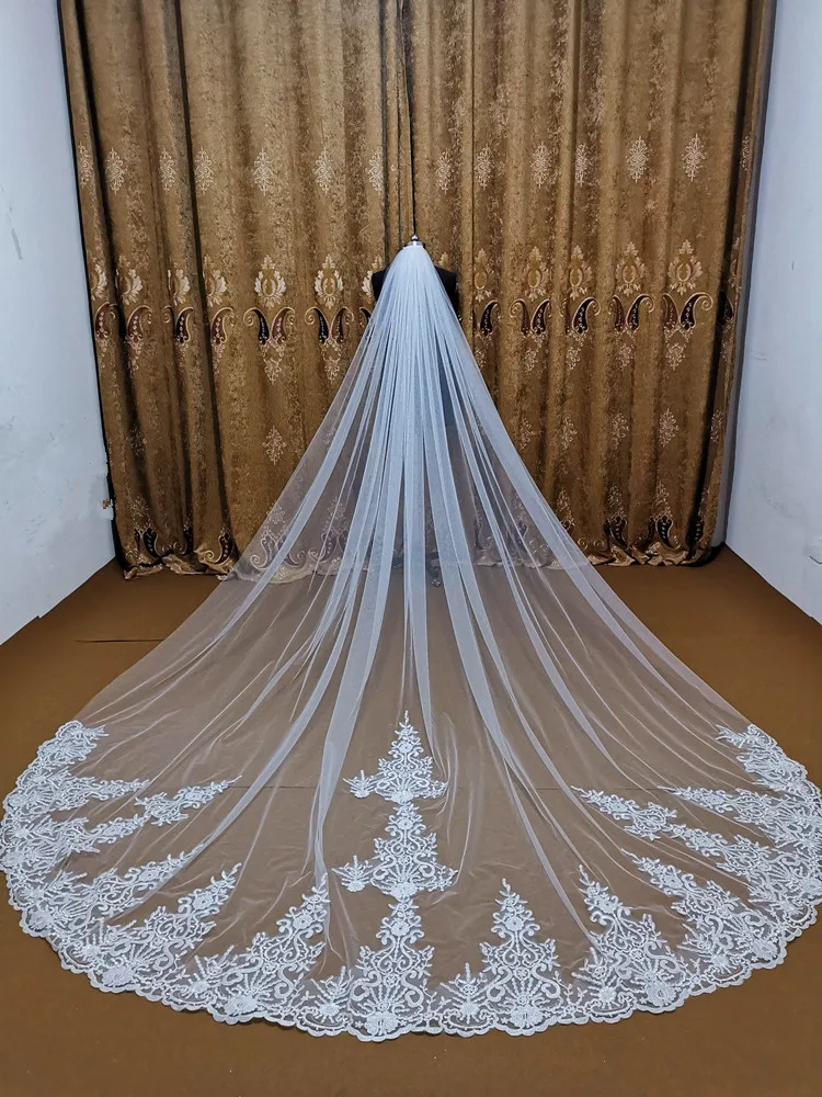 Echte Foto Lange Kant Wedding Veils 4 Meter Wit Ivoor Bridal Veil Met Kam Bruid Hoofddeksel Bruiloft Accessoires Veu De noiva