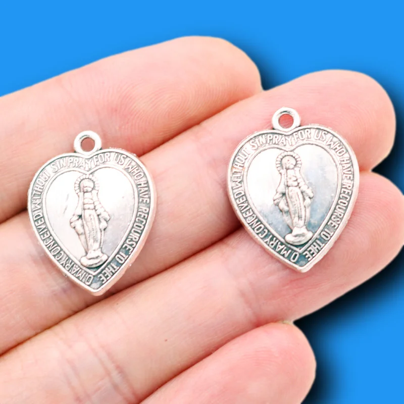 15pcs Silver Plated Catholic Heart Shaped Virgin Mary Pendants Retro Bracelet Metal Accessories DIY Charms Jewelry Crafts Making