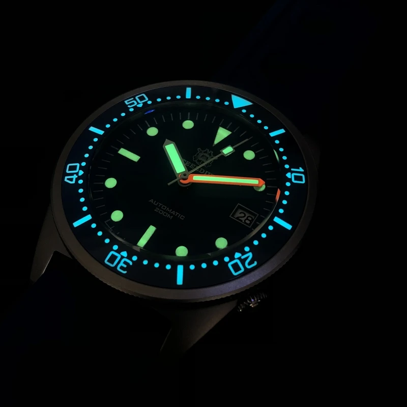 Steeldive Men Diver Watch 42.5mm Pilot Automatic Mechanical Wristwatch 20ATM Waterproof Luminous NH35 Sapphire Ceramic Bezel