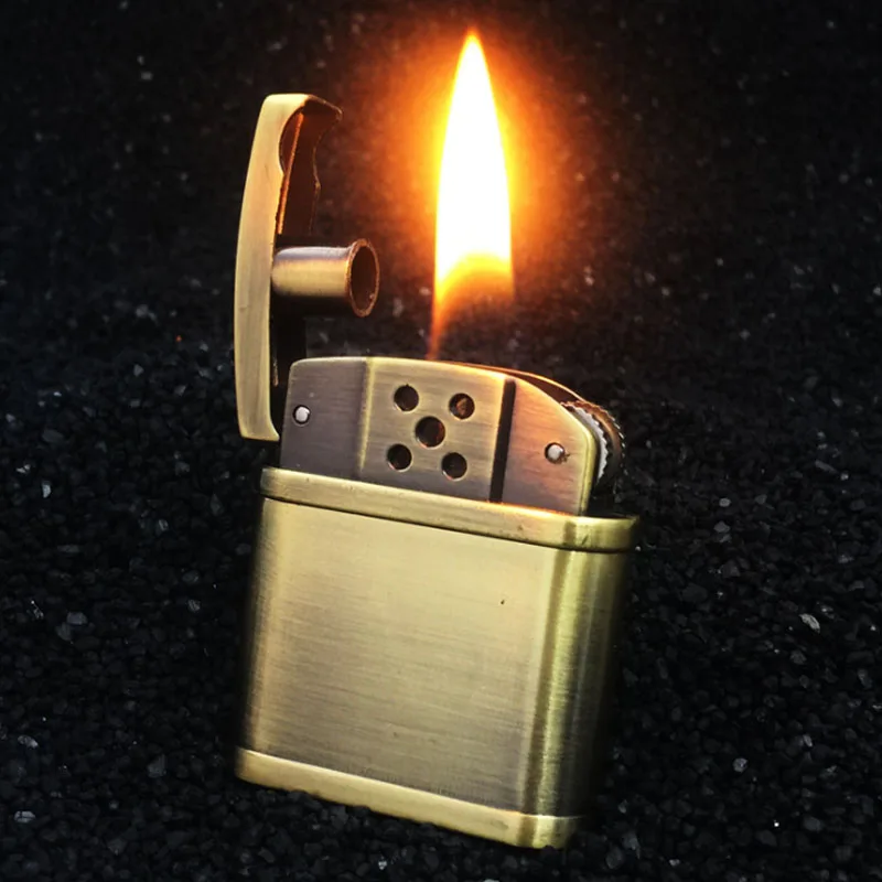 Unique Flint Grinding Wheel Cigarette Lighter Retro Windproof Flame Kerosene Lighters Oil Gasoline Flip Armor Brass Lighter