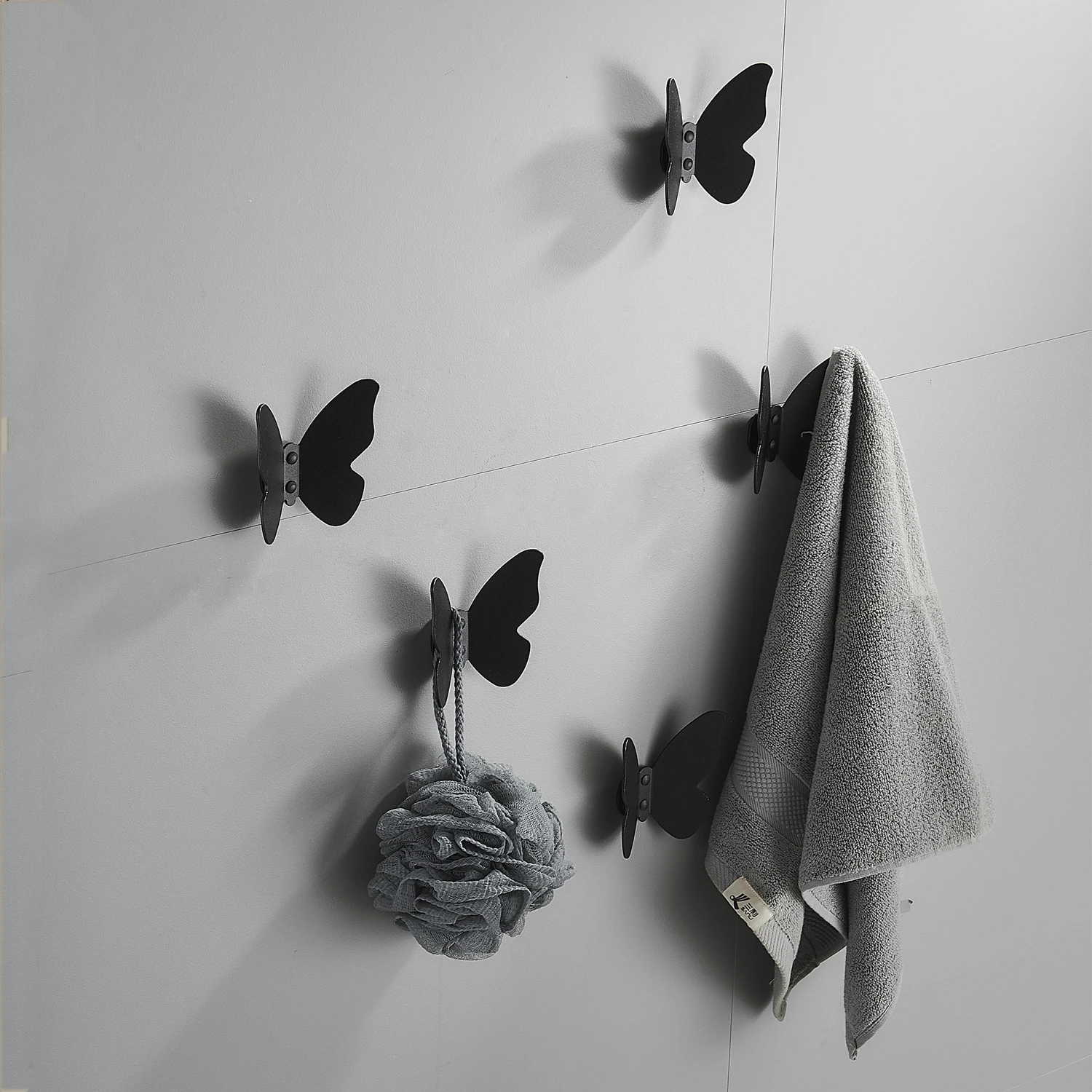 Matte Black Aluminium Wall Mounted Nordic Bedroom Decoration Three-dimensional Bathroom Row Hooks Creative Butterfly Single Hook