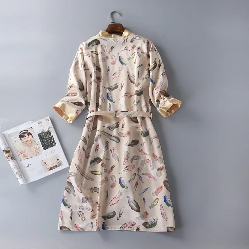 Spring Men and Women Bathrobe Three Quarter Silk Robe Home Clothing Satin Print Kimono Robes Long Sleep Wear Dressing Gown