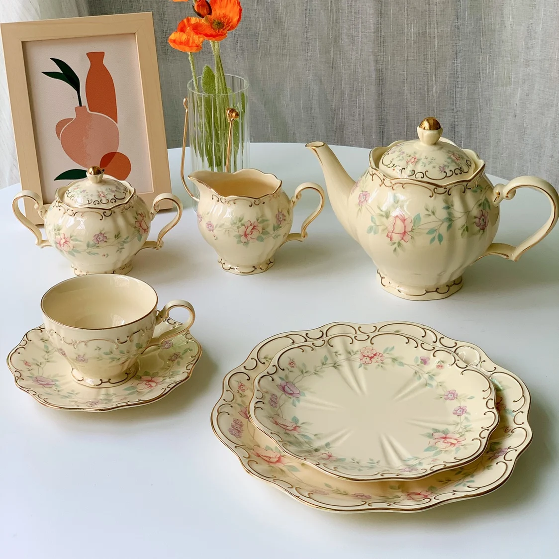 European Afternoon Tea Elegant Retro Flower Coffee Set Pot Sucrier Milk Pot Cup and Saucer Set Plate