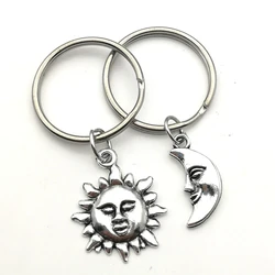 2020 New Sun and Moon Keychain souvenir Couple Keychain Hoops, Hoop Key Ring Creative charm Handmade Women's Gift