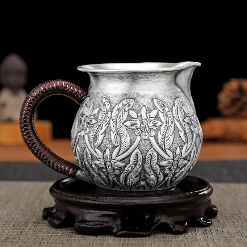 

Silver teaware sterling silver 999 hand-carved old-fashioned retro Chinese household sterling silver fair cup