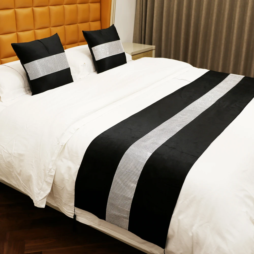 

Diamond Flannel Bedspread Protector Bed Runner Throw Home Hotel Bedroom Bed Tail Towel Bedding Decor size 50cm*240cm