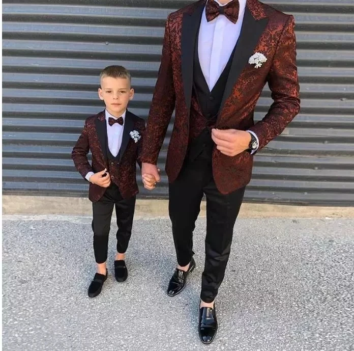 

Burgundy Pattern Boy Mens Suits Slim Fit Wedding Grooms Tuxedos Peaked Lapel Formal Blazer Kid Prom Suit (Jacket+Pants+Vest