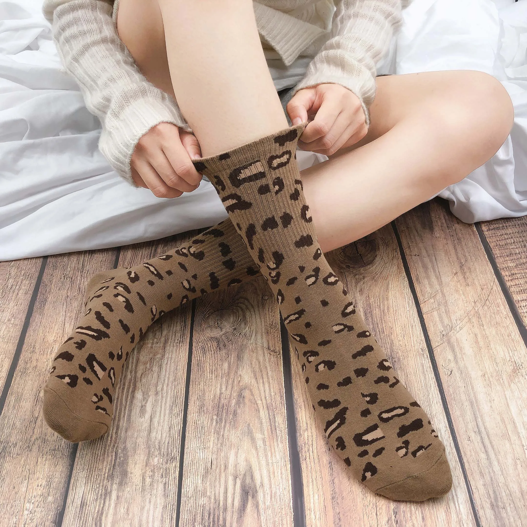 women  autumn winter fashion Leopard print Retro personality the new arrival cotton happy funny Tide socks