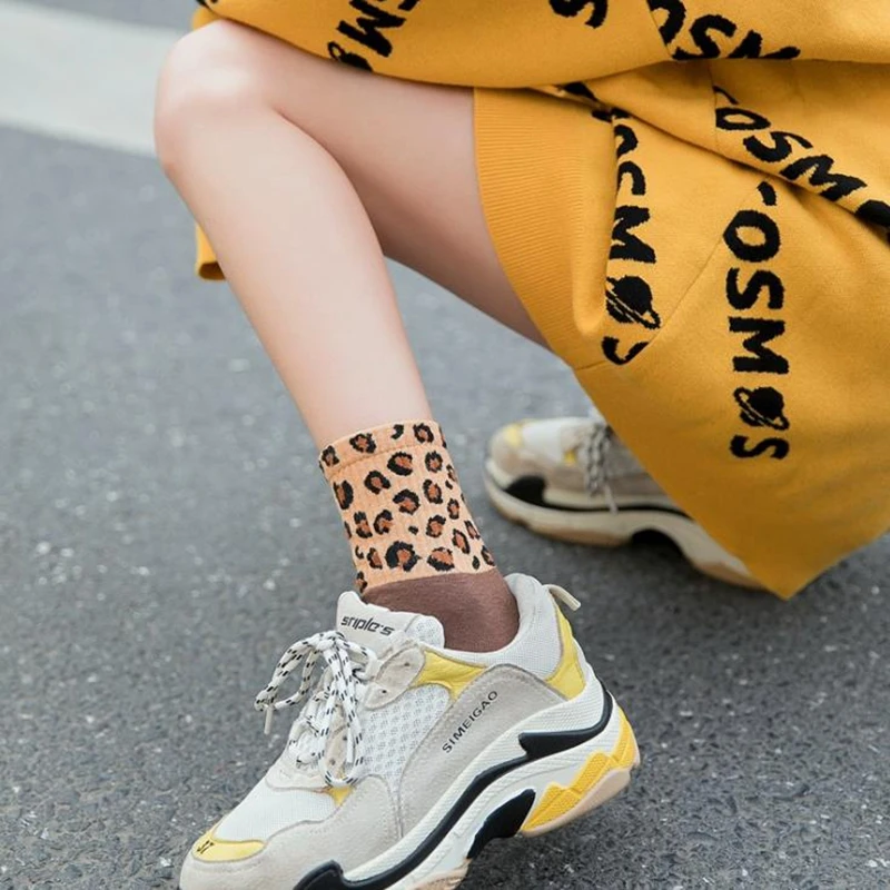 Spotted Leopard Print Women Socks Japanese Style Autuma Spring  Summer Fashion Novelty Animal Pattern  Mid-Tube  Socks For Girls