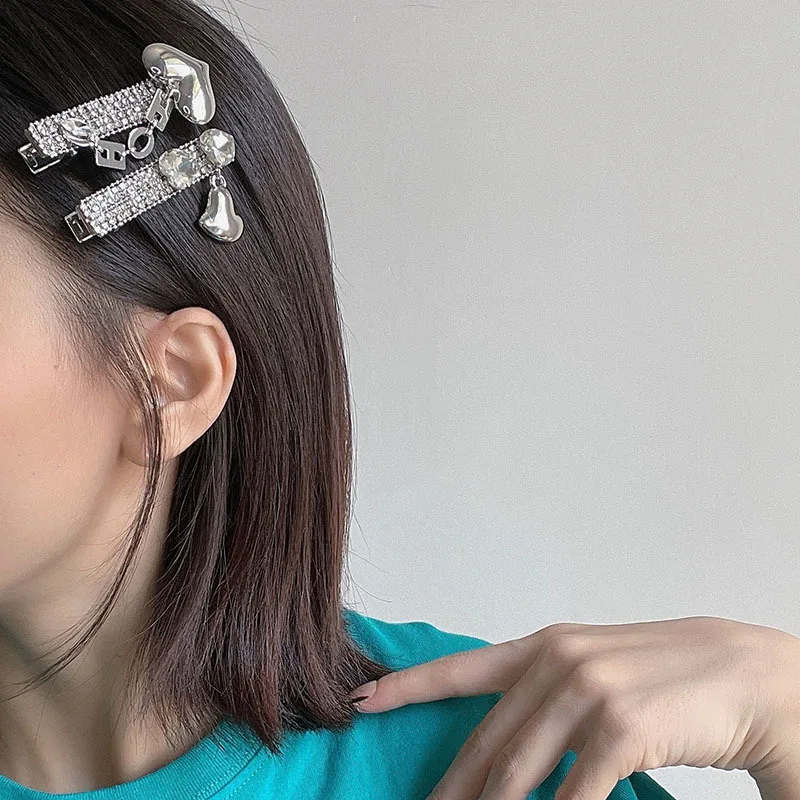 

Корейские заколки для волос серебряного цвета с сердечками и кристаллами, заколки для волос для женщин и девочек, блестящие аксессуары для волос со стразами, инструмент