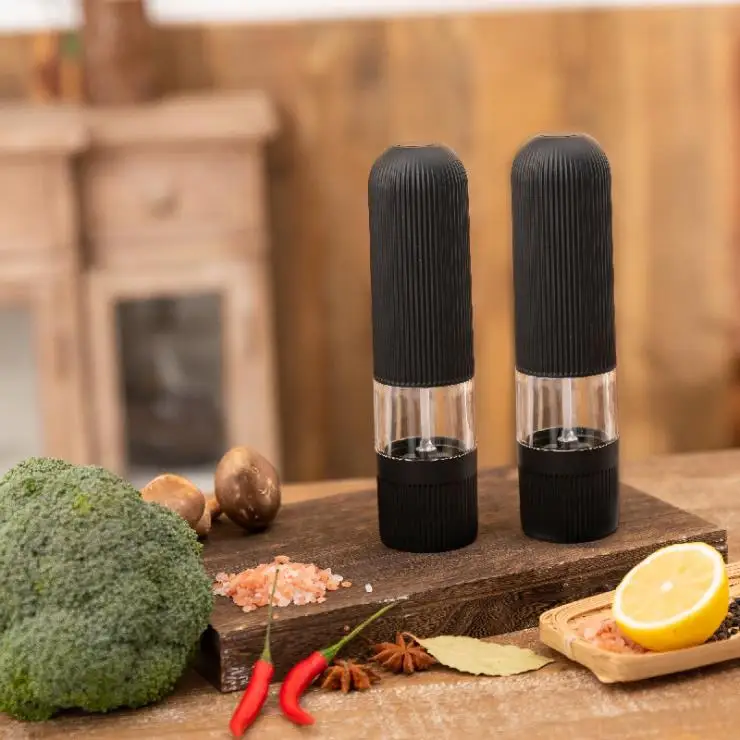 

Kitchen supplies electric grinder pepper grinder solid seasoning grinder