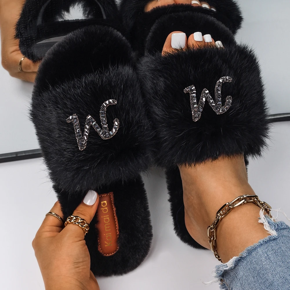 Faux Fur Slippers Women's Fluffy Black Rhinestone Letter W Slides Flat Sandals Designer Slippers Flip Flops Custom Luxury Shoes