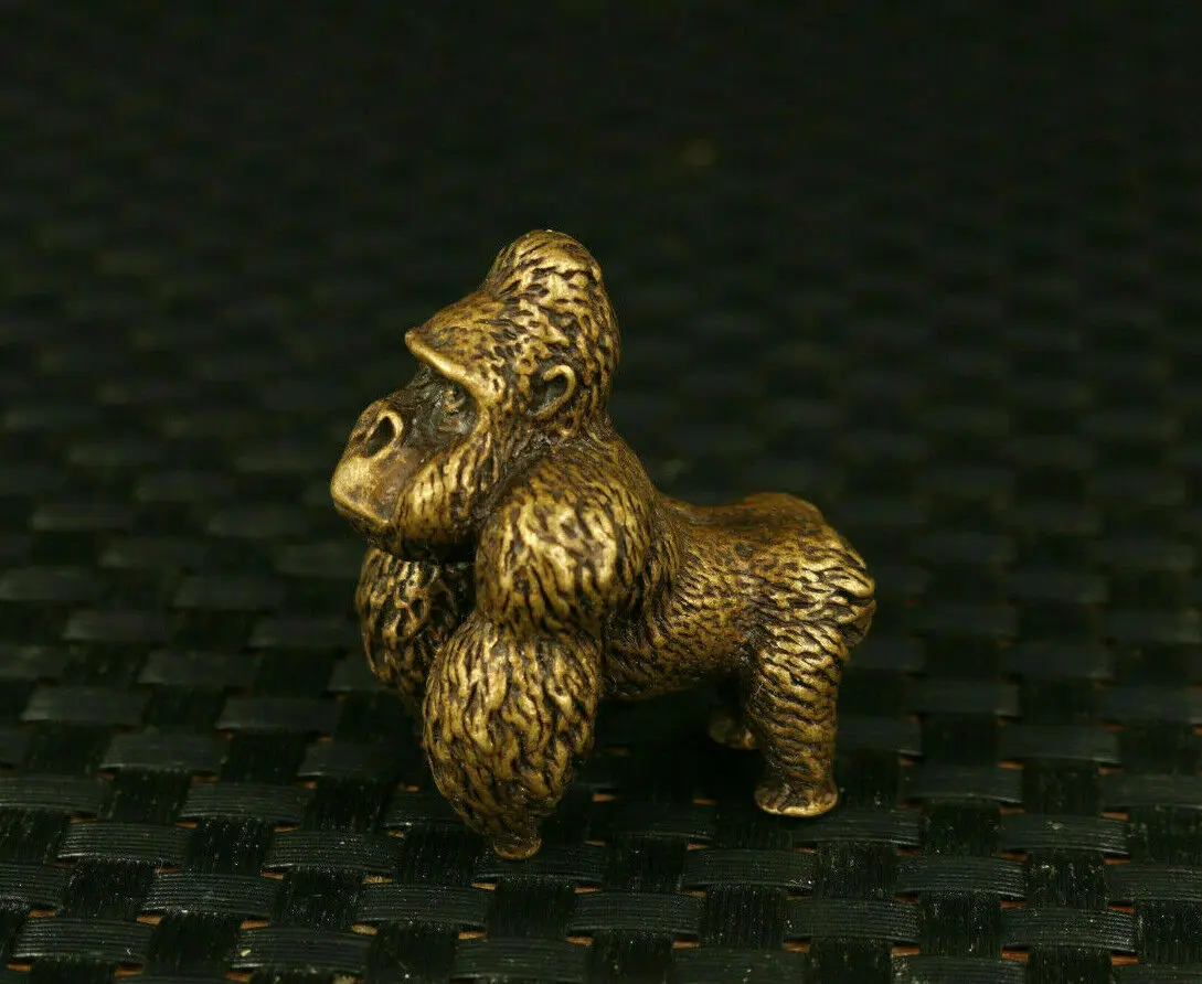

Handmade Chinese Bronze Orangutan Statue Figure Netsuke Tea Tray Hand Piece Collectible Figurine