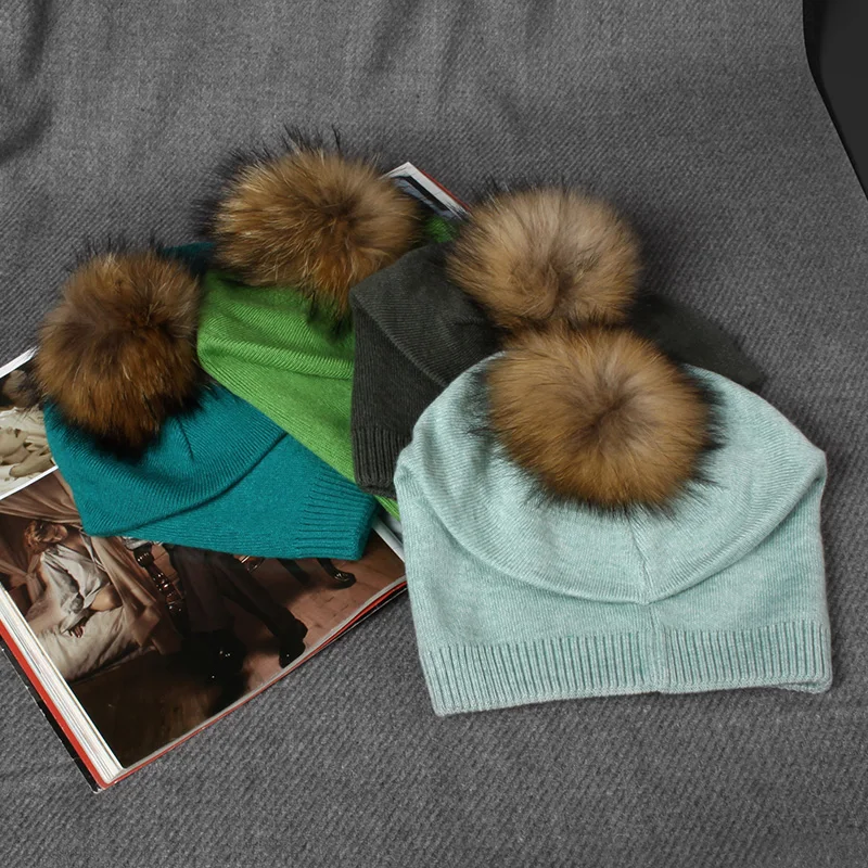 VISROVER  25 colors unsex Autumn winter solid color real cashmere beanies with pompom New cashmere man woman Warm wool skullies