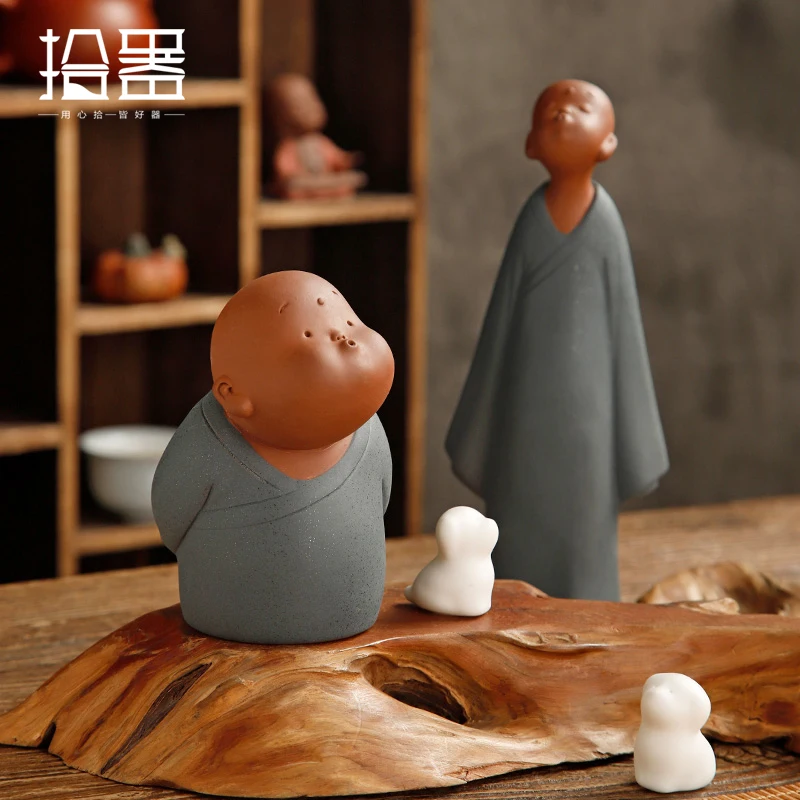 

Purple sand little monk decoration ceramic boutique can raise manual tea table, tea table decoration tea set accessories