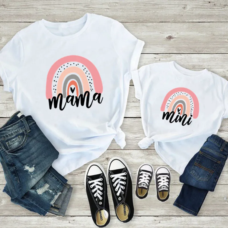 Pink Rainbow Mama and Mini Family Matching Tshirts Summer Short Sleeve Family Look T-shirts Mother and Daughter Fashion Clothes