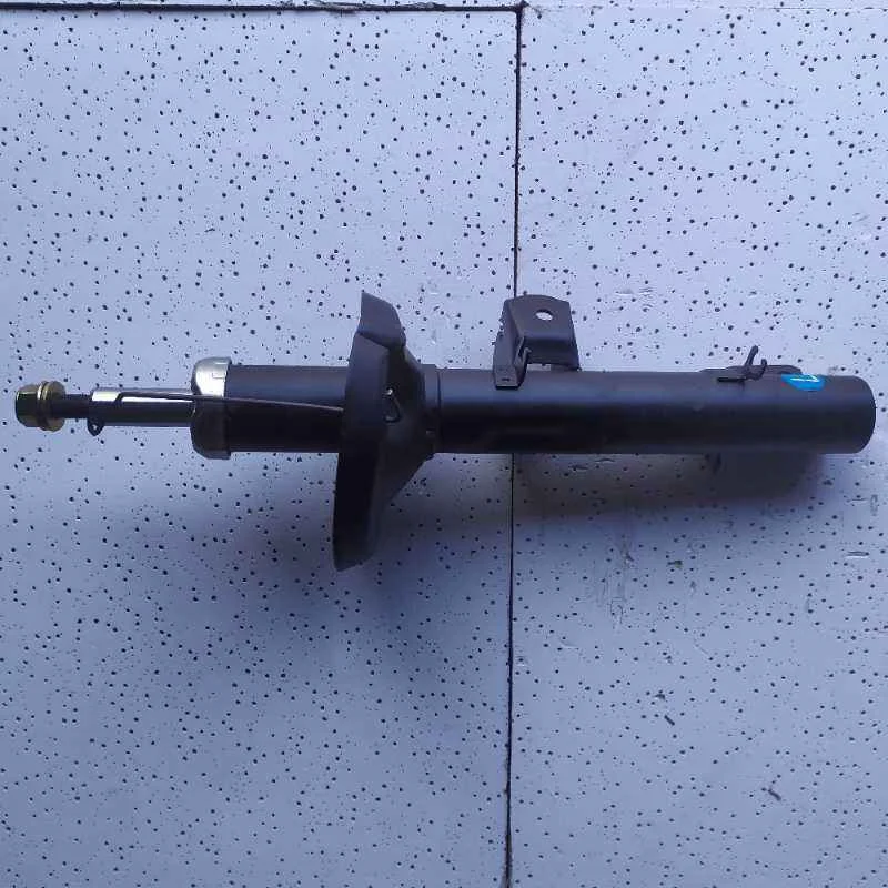 

7267113 Top quality Front Shock absorber core For Zhonghua V5