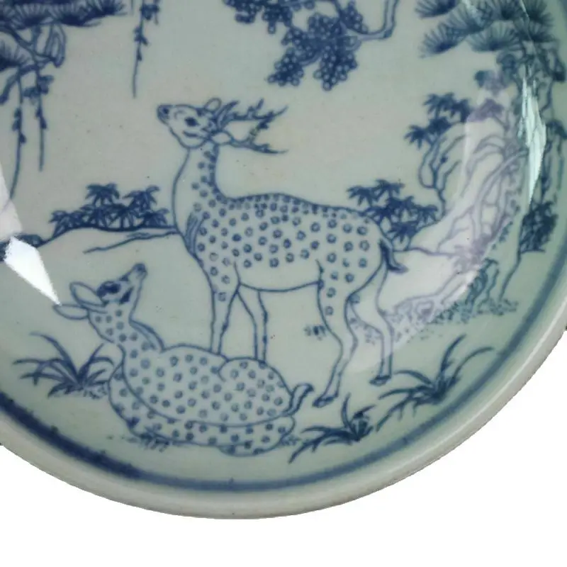 Chinese Old Porcelain Blue and White Pine Deer Pattern Plate