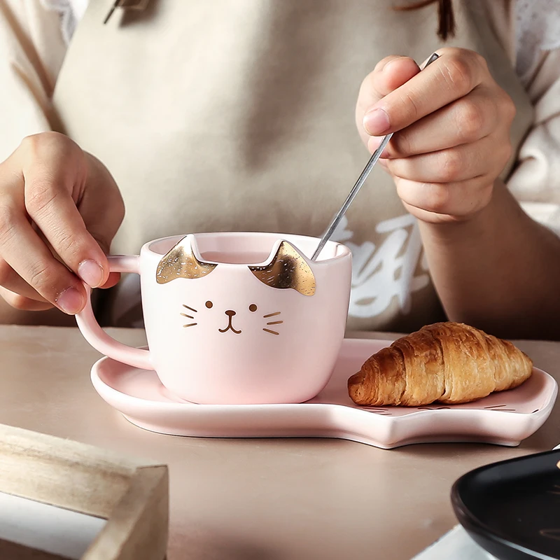 Cartoon Kitten Ceramic Mug Creative Cat Ear Coffee Cup Dessert Plate Spoon Set Gold Cats Porcelain Mugs Saucer Coffee Spoons