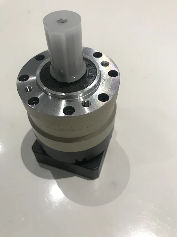 60 round flange helical gear planetary reducer gearbox 7 arcmin 3:1 to 10:1 for NEMA23 stepping motor input shaft 6.35mm 1/4inch