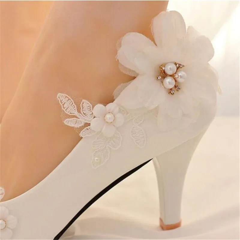 Classic white lace flower wedding shoes woman high heels 2019 women low heels bridal shoes female shoes plus size 41 42