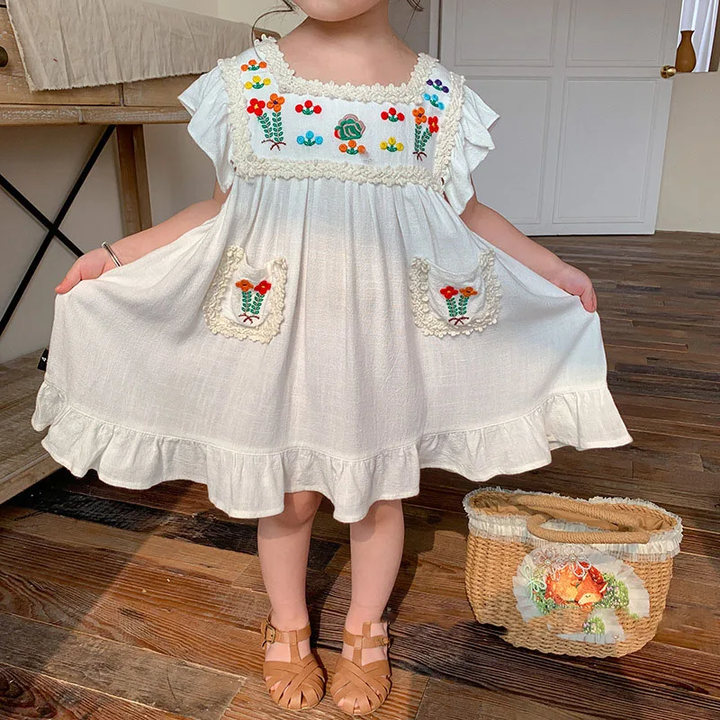 Summer Girls\' Dress British Style Retro Embroidery Little Girl Flying Sleeves Princess Dress Baby Kids Children\'S Clothing