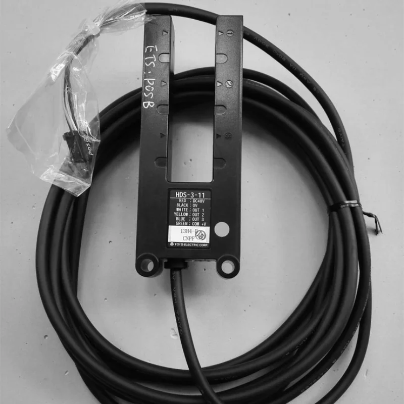 Hitachi Elevator Leveling Sensor HDS-3UAX-11 Photoelectric Sensor