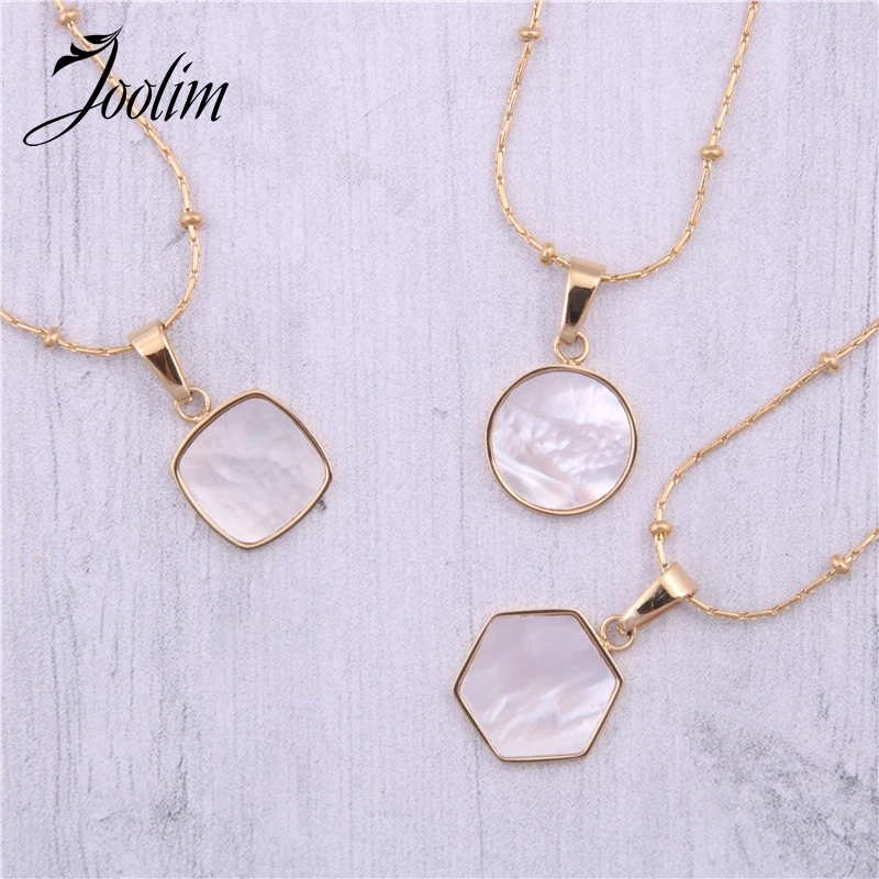 

Joolim Jewelry High End PVD Wholesale No Fade Symple Gradually Varied Shell Pendant Stylish Stainless Steel Necklace For Women