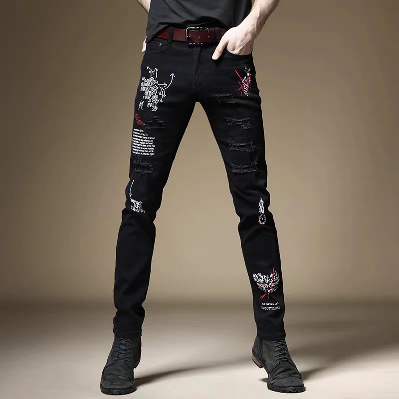 Frete grátis calça jeans masculina nova moda slim outono calça jeans fina preta branca coreana calça jeans bordada estrangeira