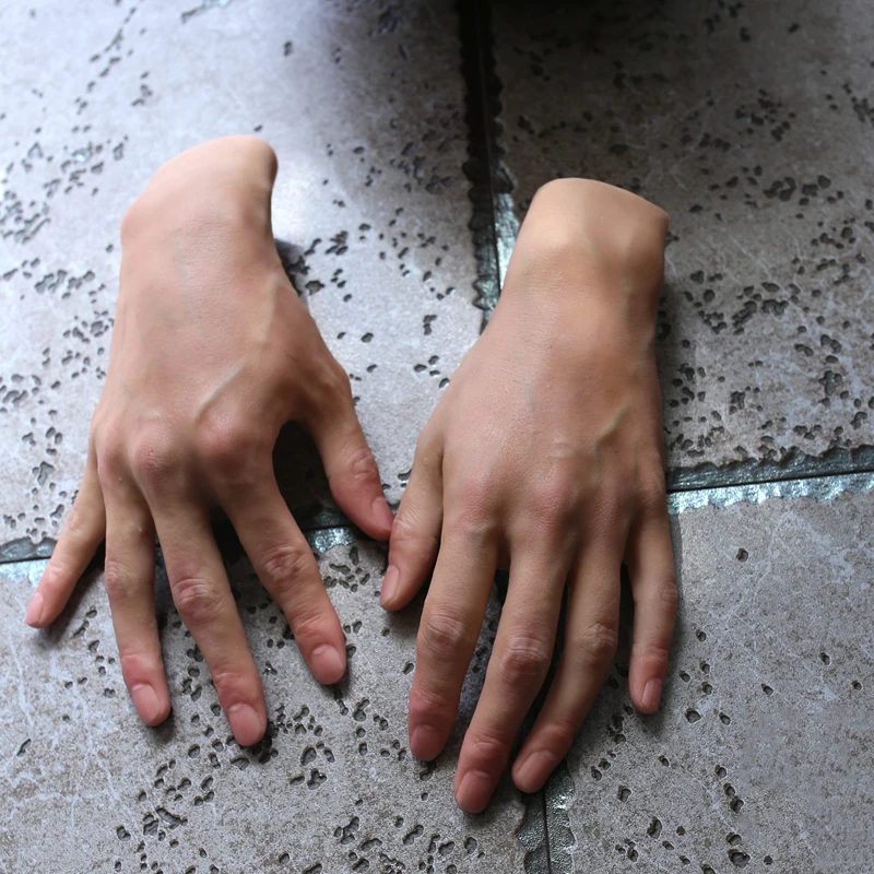 All Platinum Silicone Simulation Male Hand Model Shipped in 30 Days Real Life Mold Props Jewelry Fetish Basketball Hand TGZS001