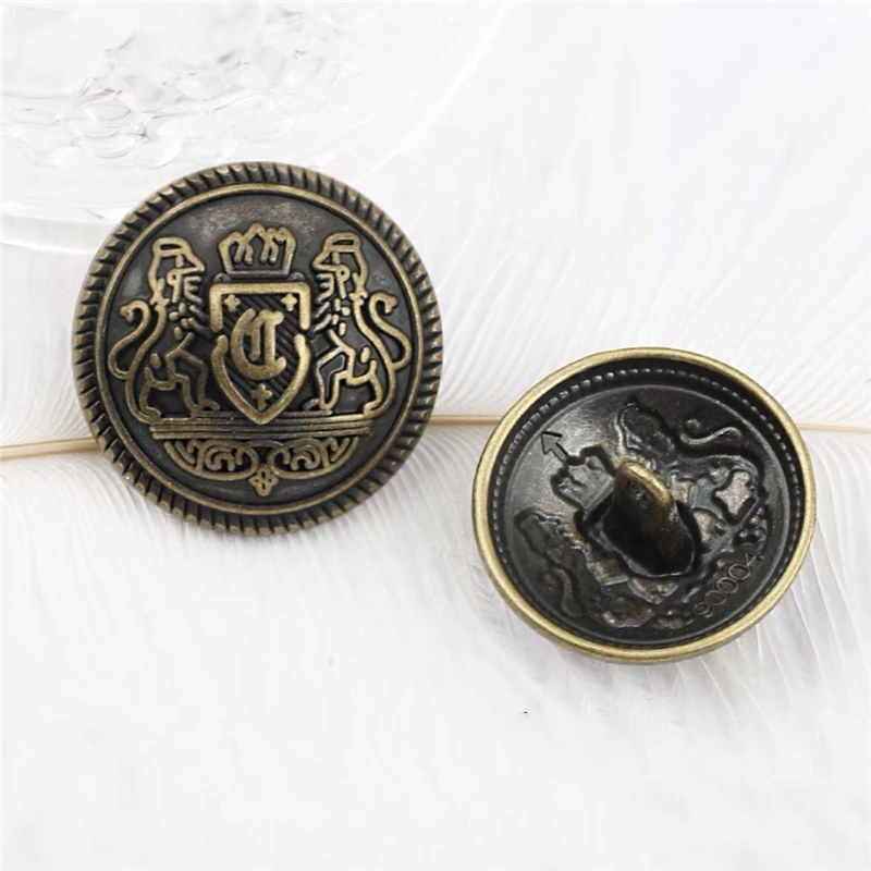 10pcs/lot 15/20/25mm Vintage Metal Clothing Buttons Crown Design British College Style Jacket Buttons Clothes Decorative Buttons