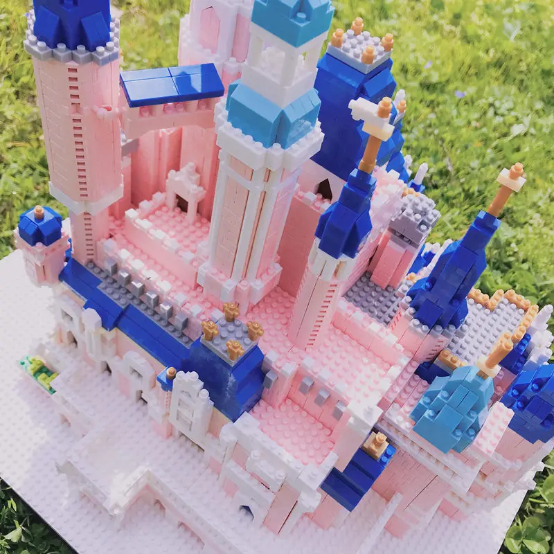 6300Pcs + Giấc Mơ Truyện Ma Thuật Disney Xây Dựng Lâu Đài Khối Kiến Trúc Mô Hình Mini Gạch Xây Dựng Đồ Chơi Anime Quà Tặng Cho Trẻ Em 7822