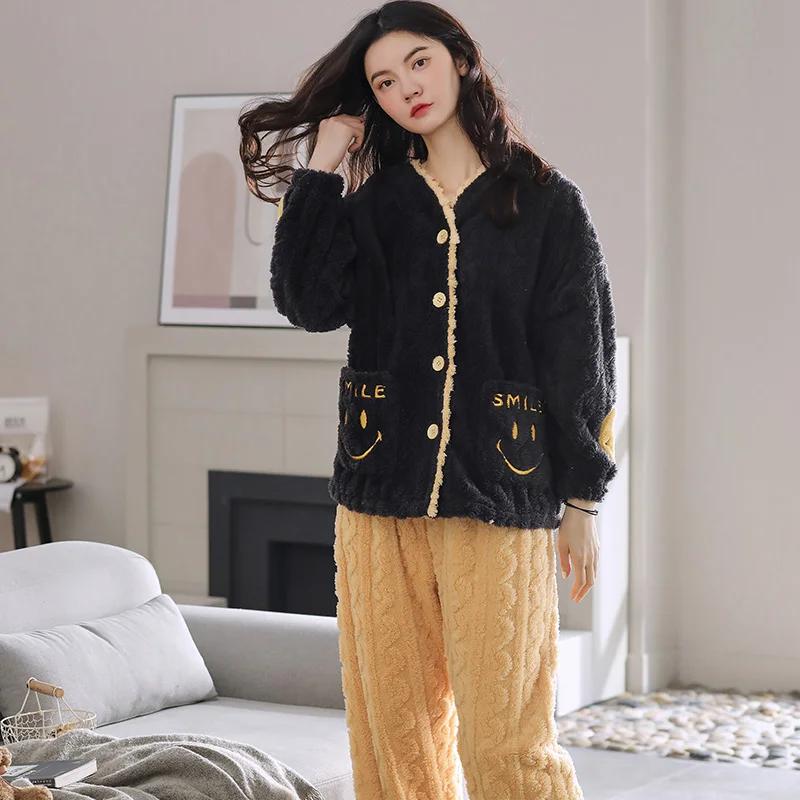 Winter Thick Warm Women Coral Pajamas Set Long Sleeve Turn-down Collar Flannel Sleepwear M-XXL Female Nighty