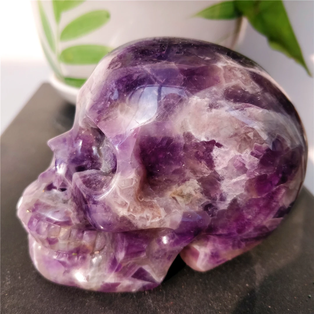 Approximate 1KG Natural Dream Amethyst Skull Hand Carved Crystal Crafts Witchcraft Stone Ornaments