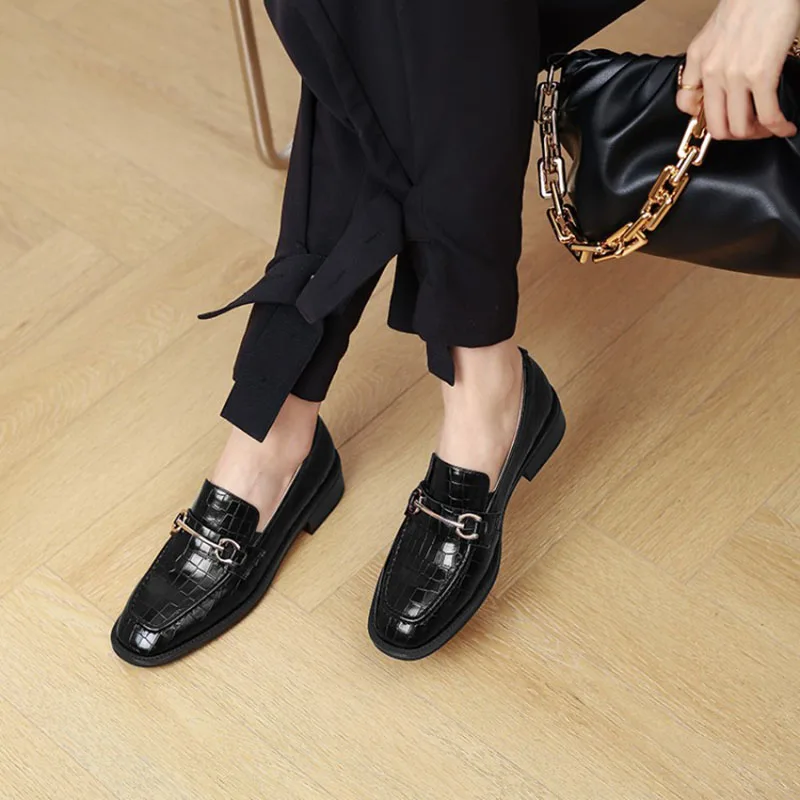 2021 Autumn New Small Leather Shoes Women's Square Toe Thick Heel Fashion Women's Shoes Everyday All-match