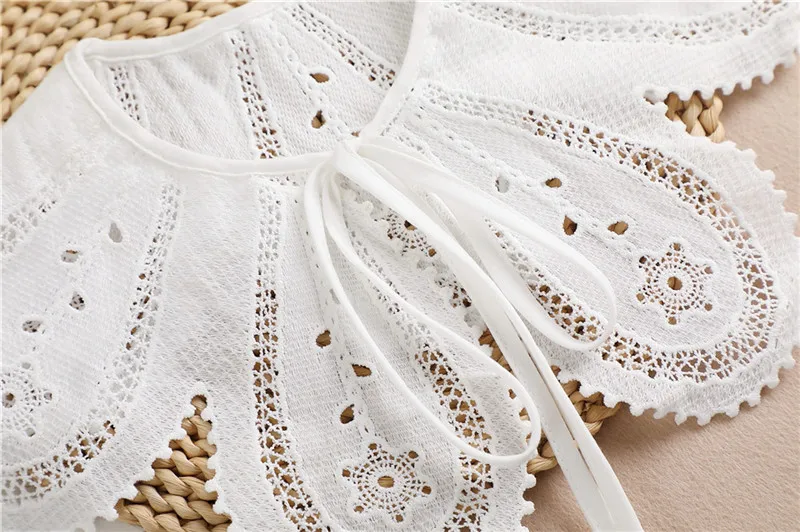 Multifunctional Sunscreen Detachable Doll Fake Collar Shawl Lapel Mesh Embroidery Floral Lace False Collar Clothes Accessory