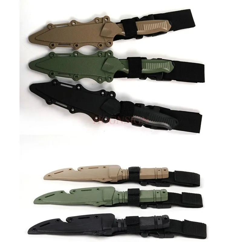 Couteau de simulation en plastique, couteau souple en caoutchouc, accessoires de jeu périphérique, modèle de formation sur film et télévision, performance à baïonnette courte