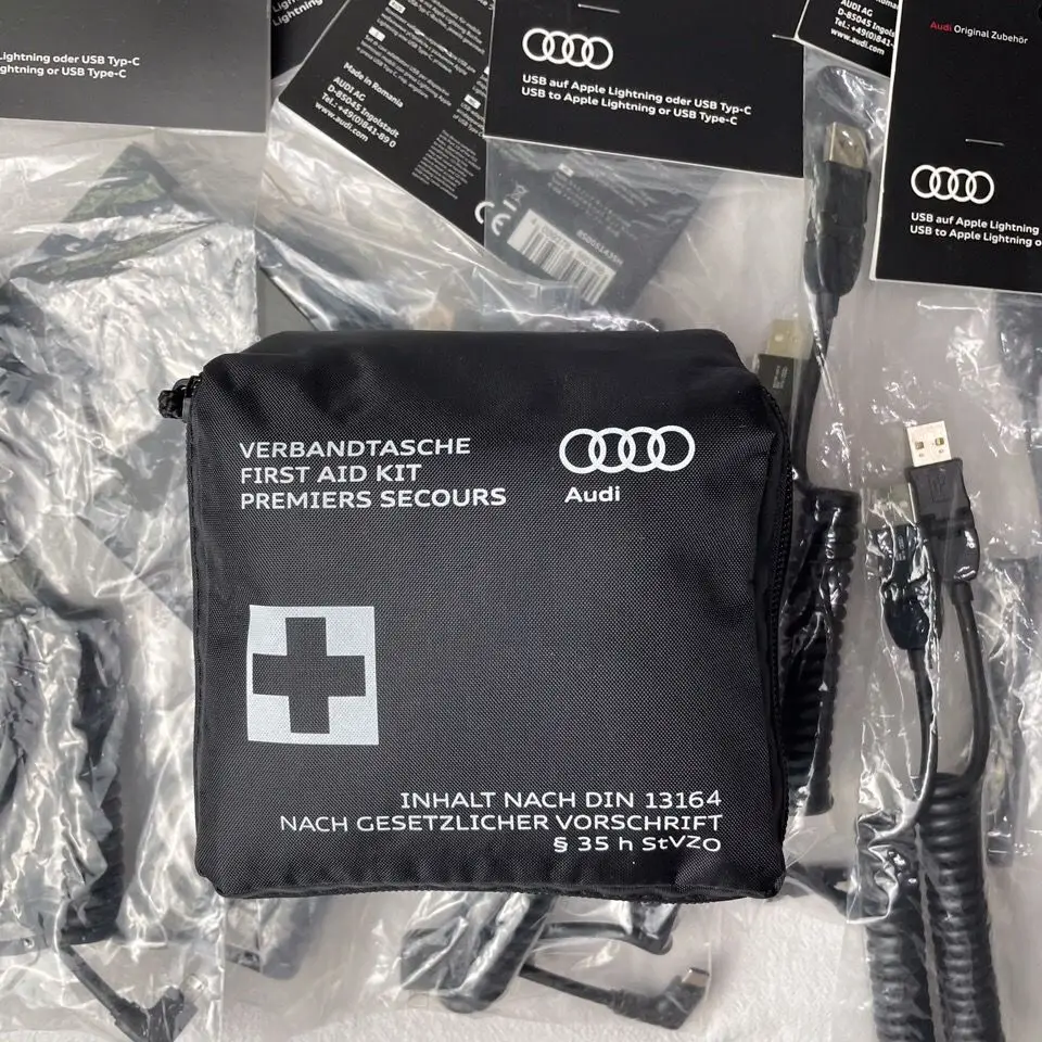 Original audi carro saco médico kit de primeiros socorros auto-condução kit de emergência ao ar livre sobrevivência para campista viagem caça caminhadas