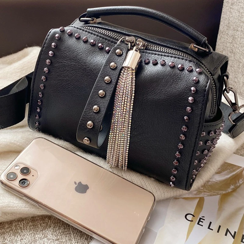 Diamonds Women Shoulder Bag Luxury Pu Leather Women Tote Handbags 2021 Brand Designer Small Messenger Bags Rivets Bolsa Feminina