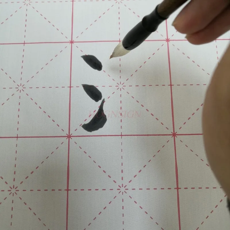 Calligrafia cinese magica riutilizzabile panno di carta da scrittura ad acqua Non inchiostro ripeti uso pittura su tela per strumenti di pratica della calligrafia