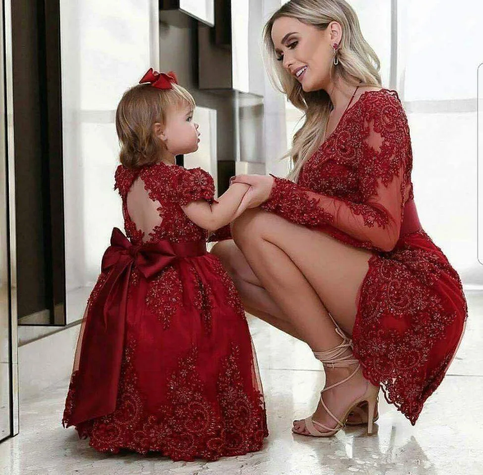 Vestidos de encaje rojo modesto para madre de la novia, vestidos de fiesta de noche formales con cuentas cortas, mangas largas Para Hija