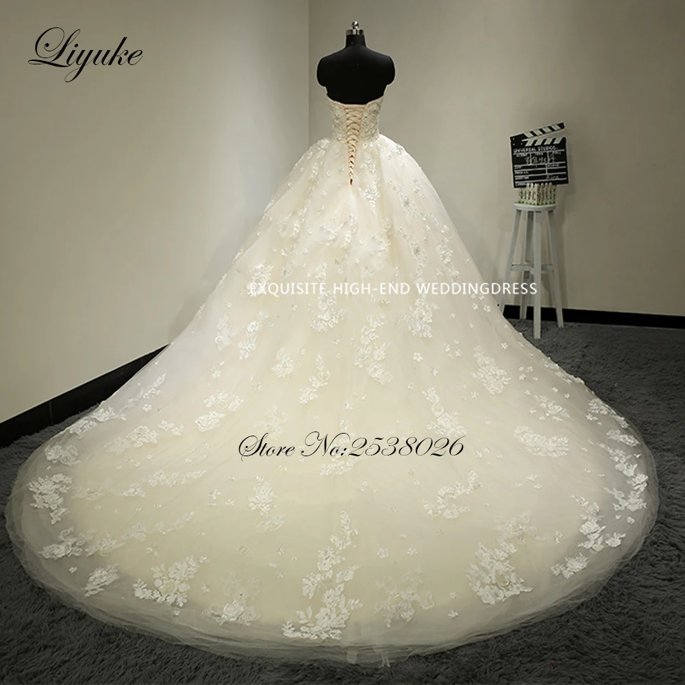 Liyuke Strapless Ball Gown Wedding Dresses 3D Flowers Gorgeous Chapel Train Corset Back Bride Dress