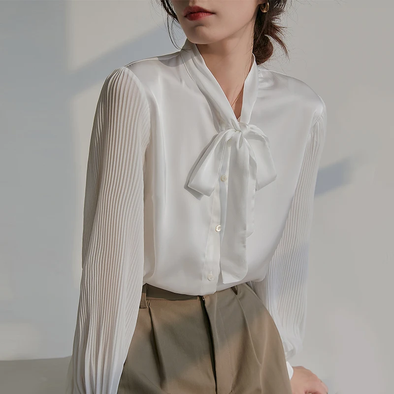 Bubble Sleeve French Top White Shirt Female Autumn Long Sleeve Blusas Mujer De Moda 2021 Elegant Button Bow Chiffon Blouse 2319