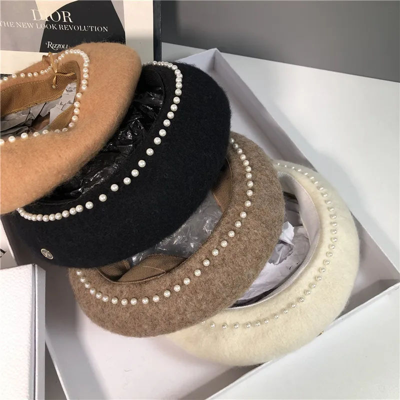 Women's Wool Beret hat Girl Lady Pearls Letter Artist hat Ins Outdoor Trip Painter Caps Warm Winter Artist Cap