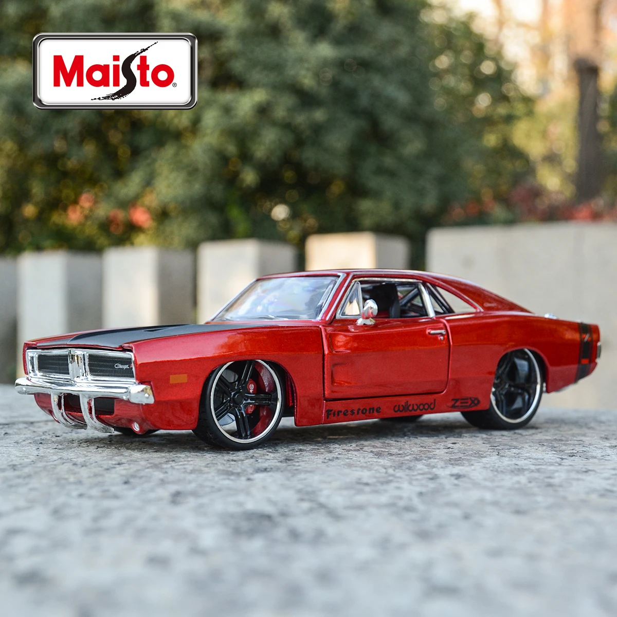 Maisto 1:24 1969 Dodge Charger R T Static Die Cast Vehicles Collectible Model Car Toys