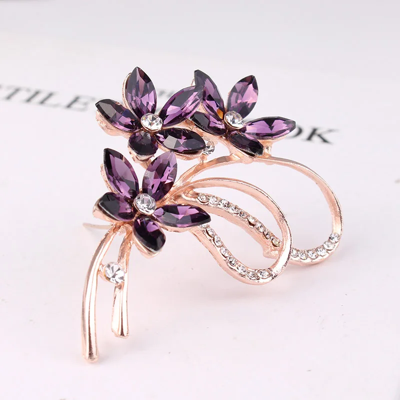 Pomlee 13 Colors Available 3 Flower Brooches For Women Elegant Cute Shining Pin Brooch Wedding Jewelry