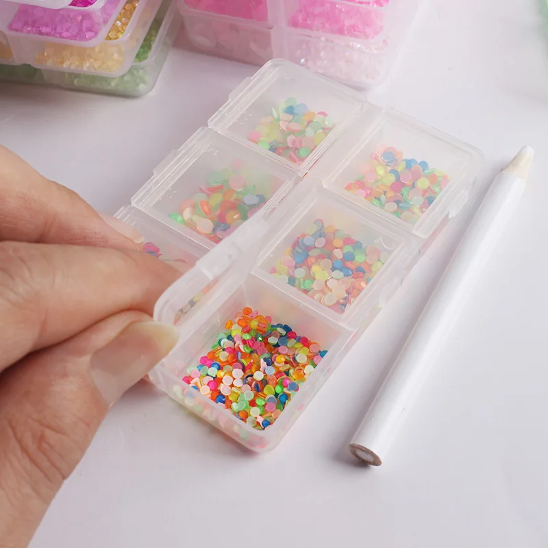 New sale 6 Grid Box Nail art Rhinestone 6 Sizes and colors Mixed for DIY 3D nail art decoration