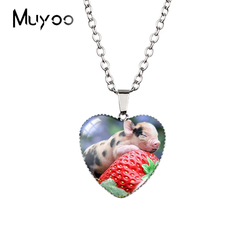 2021 New Cartoon Pet Pig Lovely Piggy Glass Cabochon Heart Pendants Funny Pigs Patterns Handcraft Heart Necklace HZ3